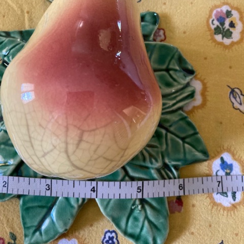 Vintage "Pear" Wall Pocket - Picture 9 of 12